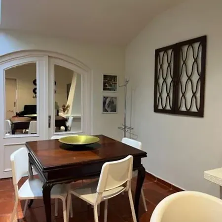 Апартаменти 3 Bedrooms In Campolide - 60 1b